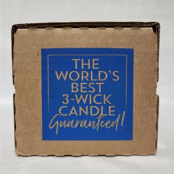 Disney Bath & Body Works Moana 3 Wick Candle - Picture 2 of 6